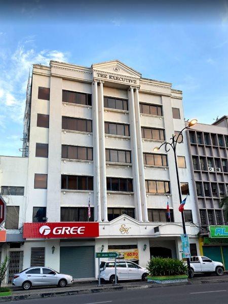 The Executive Hotel Lahad Datu Zewnętrze zdjęcie