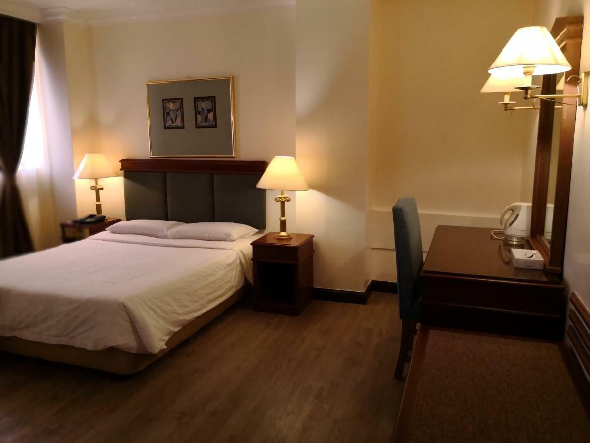 The Executive Hotel Lahad Datu Zewnętrze zdjęcie